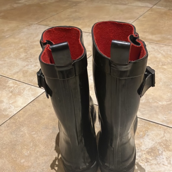 Size 8 rain boots from capelli - Picture 3 of 6